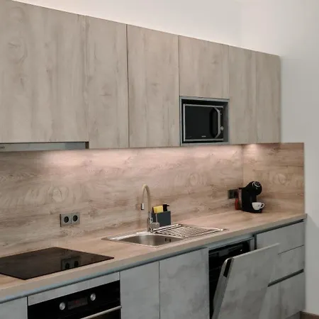 Novy Na Grusce U Bataku Apartament *